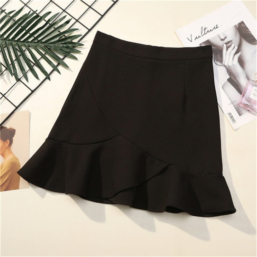 NWT Black Mini Skirt